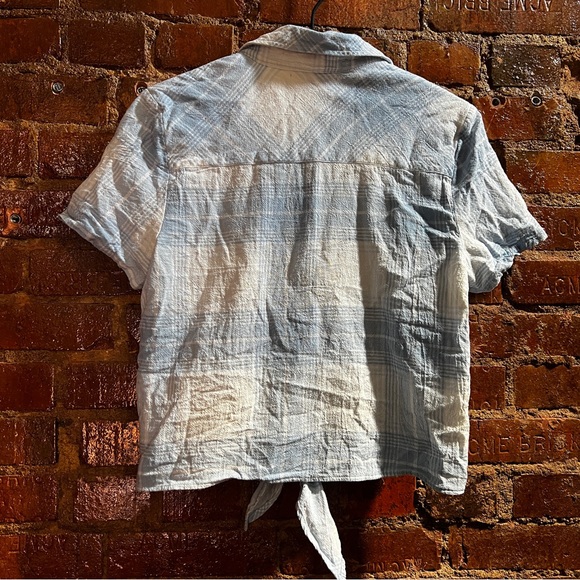 Pastel Blue Plaid Button Down Top - Picture 4 of 4